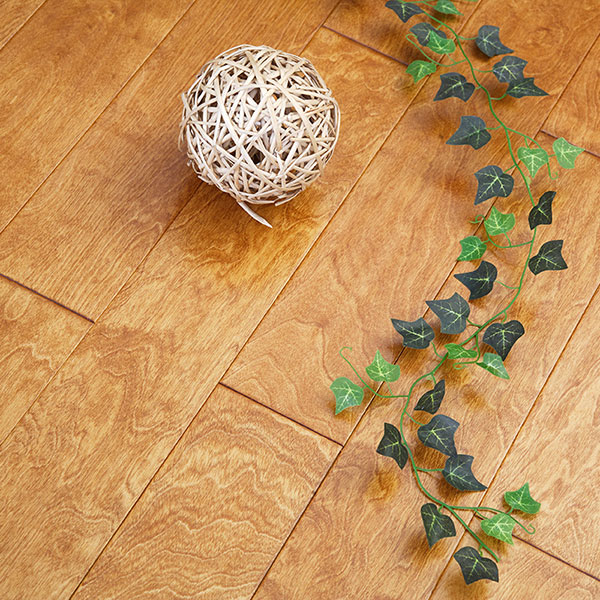 多層實(shí)木地板