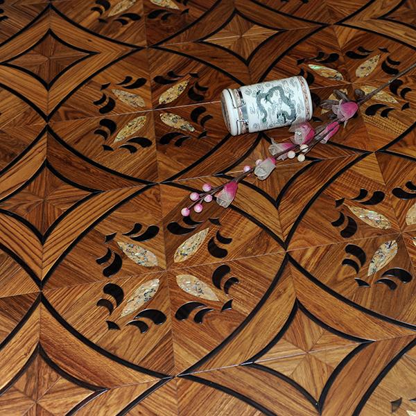 多層實(shí)木地板