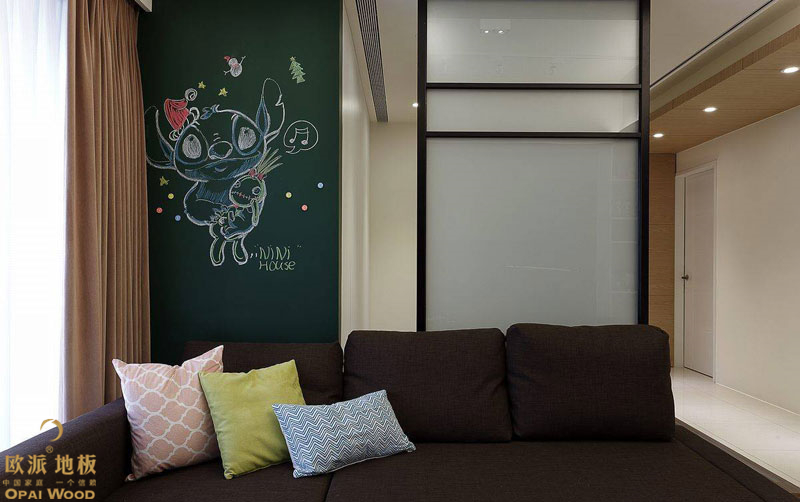 木地板與踢腳線,如何搭配?