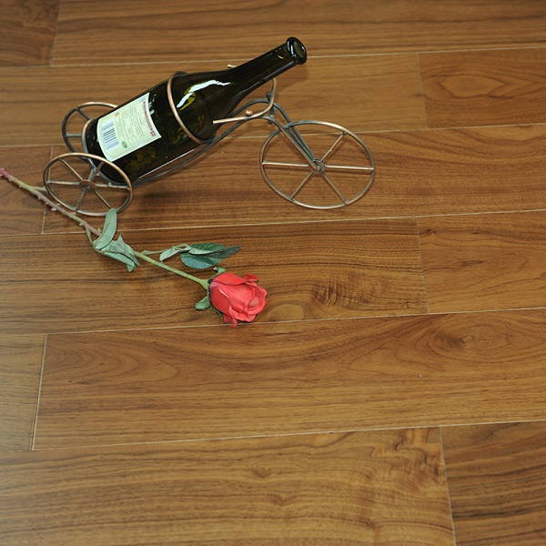 三層地?zé)岬匕? border=